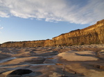 SX25309 Cliffs at St Donats.jpg